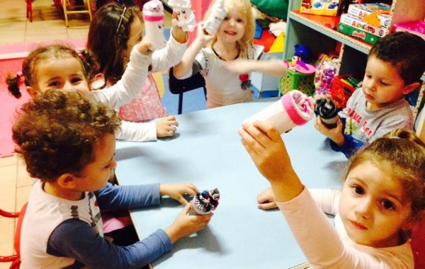 ATIVIDADES DE ARTES – MATERNAL III Professora  Lucia