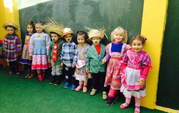 DESFILE   CAIPIRA  MATERNAL III