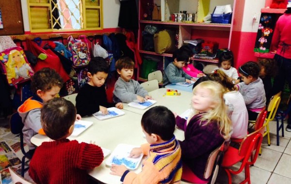 CONSTRUÇÃO  OBRA  DE  ARTE  DE  JOAN MIRÓ – MATERNAL III