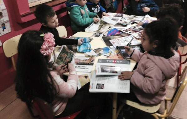 ATIVIDADE   de   RECORTE e  COLAGEM – Jardim A  Prof. Fernanda